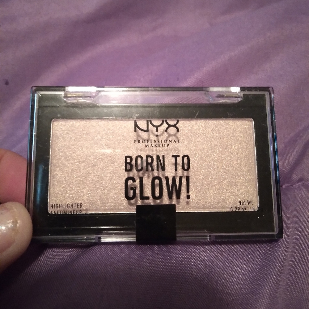 NYX Highlighter